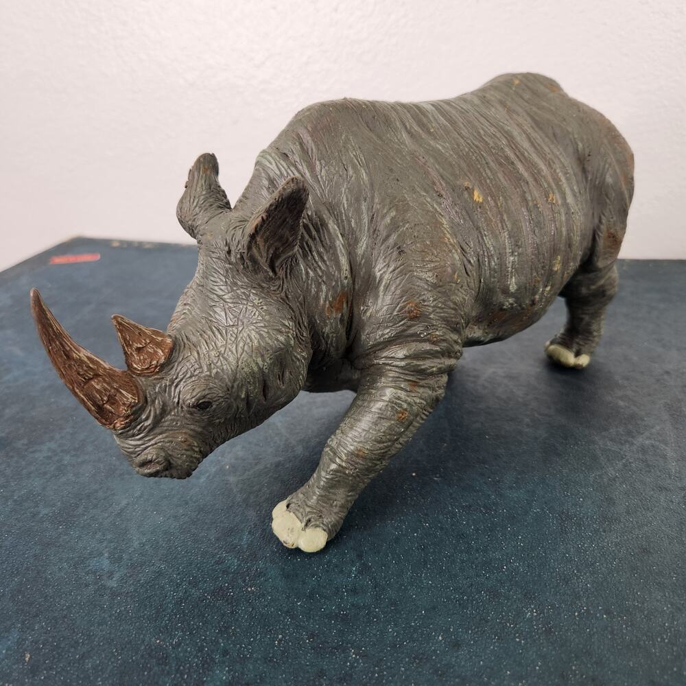 VTG ERTL Wilk Africa Safari Wildlife Rhinocerous Rhino Large Figurine Toy